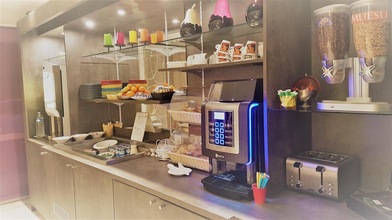 Hotel Restaurant L'Evidence Нёшато Экстерьер фото